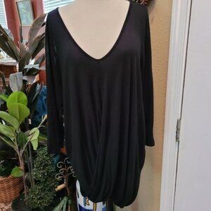 Lane Bryant top t shirt solid black casual lightweight 18 20 slimming bottom